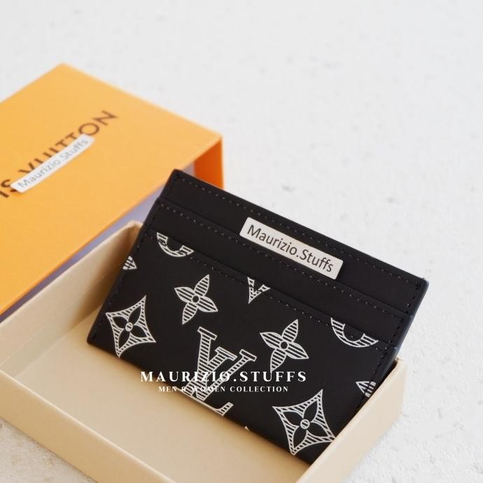

Card Holder L V Monogram Black Tempat Kartu Pria Hitam Vu*t**n Lo**s