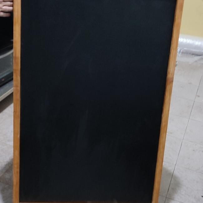 

Papan Tulis Kapur Blackboard 2 Muka Standing Terbaru