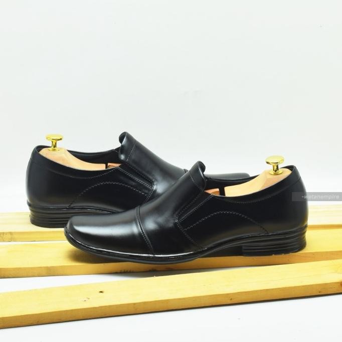 Sepatu Pantofel Kerja Pria Kulit Big Size 44,45,46,47&48