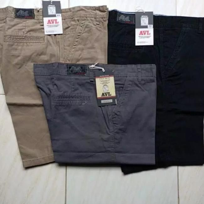 Celana Canvas Dek Pria Avl
