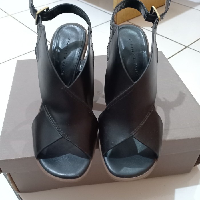 FS0033 -Sepatu Heels Hak Wedges Charles & Keith Ressa Black Tali Hitam