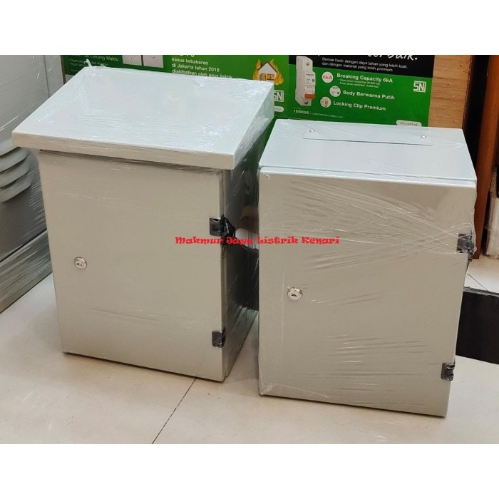 Box Panel Listrik Indoor Outdoor 30X40X20Cm / 30 X 40 X 20 Cm 1,5Mm