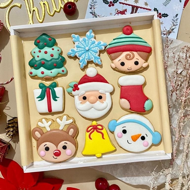 

Christmas Character Box (Xmas / Kukis Natal Collection) - (isi 9 pcs) Sugar Cookies / Decorated Cookies / Kukis Hias
