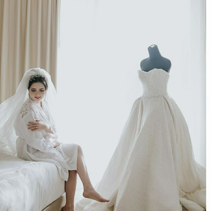 Satin Lace kimono / kimono bride / satin bride robe