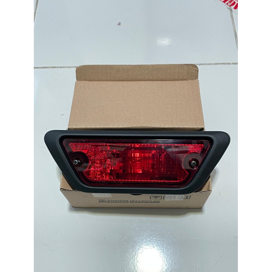 REAR FOGLAMP LOWER BUMPER ZENIX