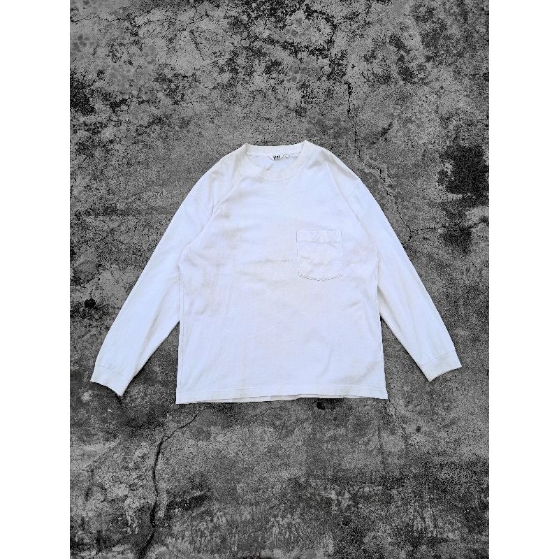 (SOLD) Uniqlo pocket longsleeve | kaos lengan panjang Uniqlo