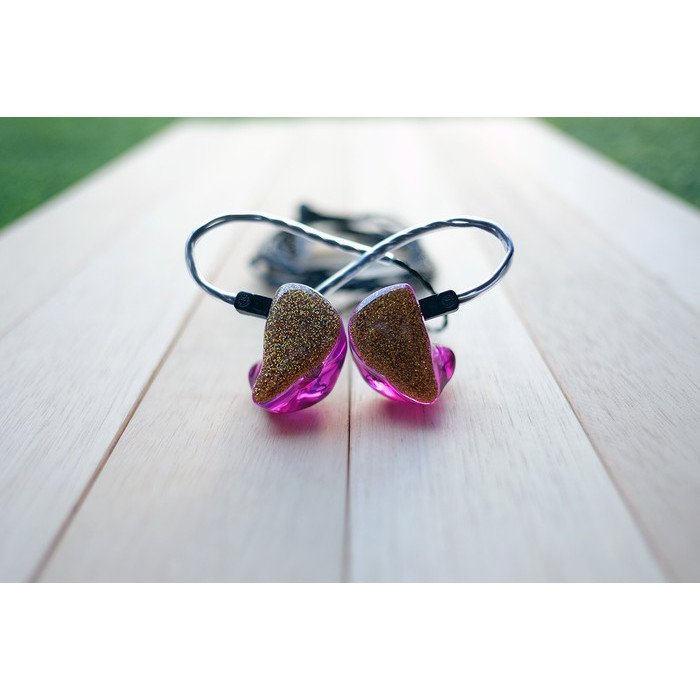 Avara AV1S Custom / Universel IEM