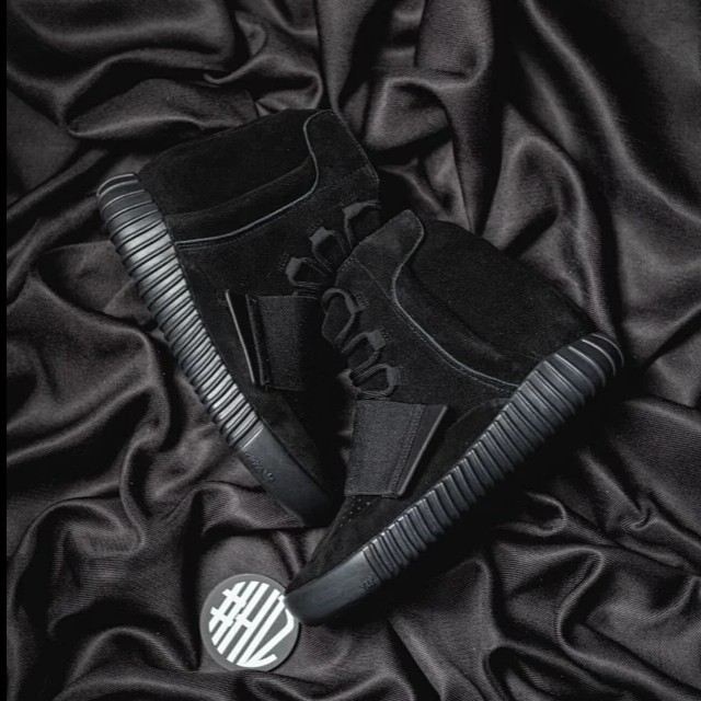 Adidas Yeezy Boost 750 Triple Black