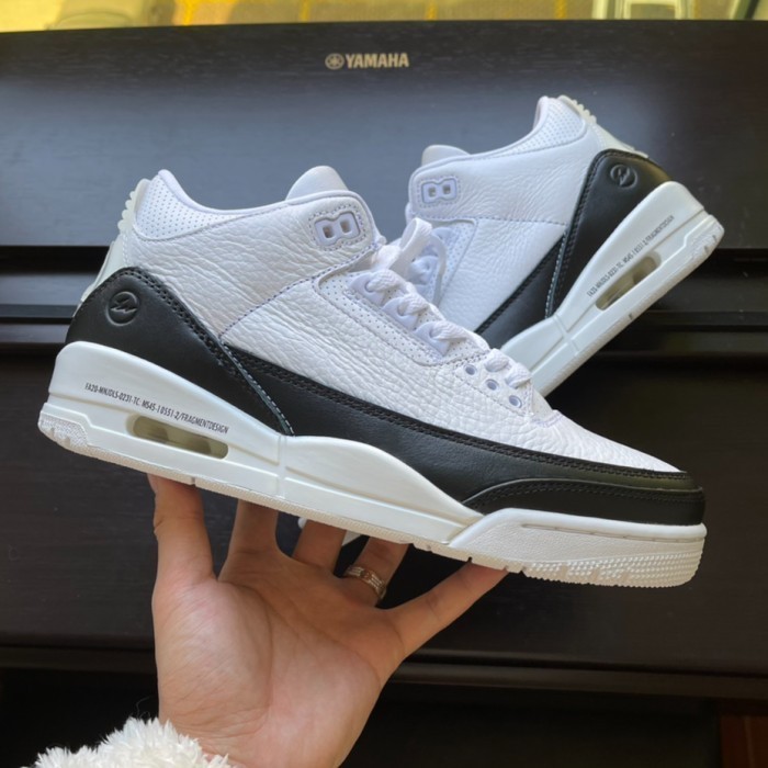 Fragment Design x Air Jordan 3 Retro SP -DA3595-100