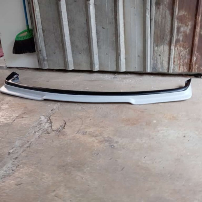 LIPS BUMPER DEPAN RIEGER BMW E36