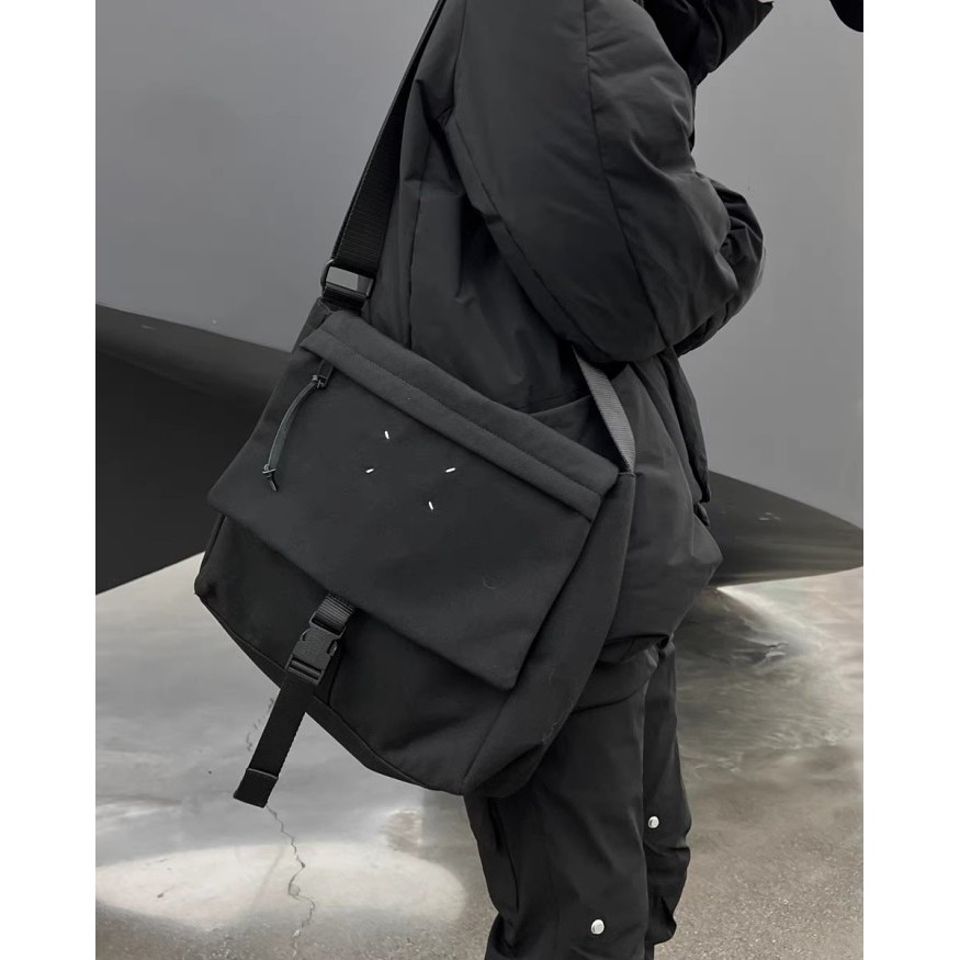 MAISON MARGIELA - Four Stitches Flap Messenger Bag