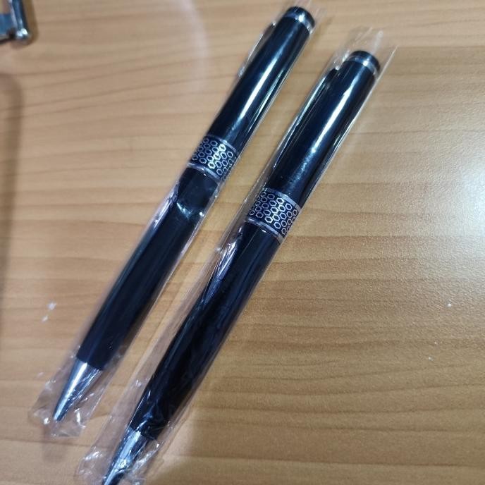 

Terlaris ! Pulpen Ballpoint Tipe 720 LQ Black CT BP Free Grafir