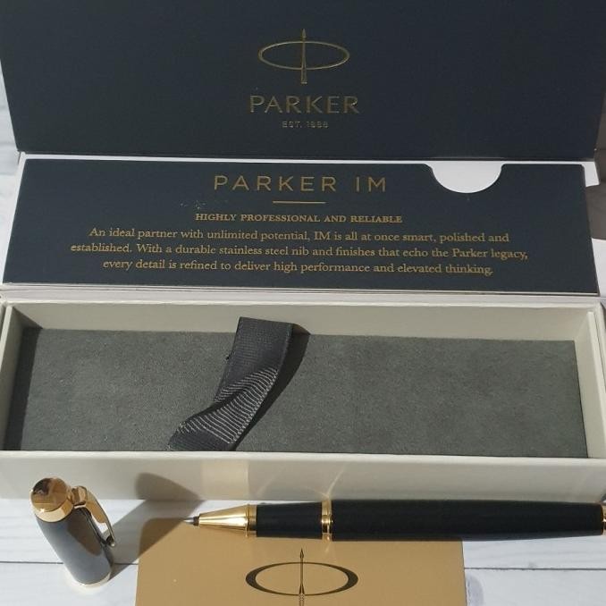 

Limited Edition ! Parker IM RB Black LQ GT Roller Ball Klip Emas