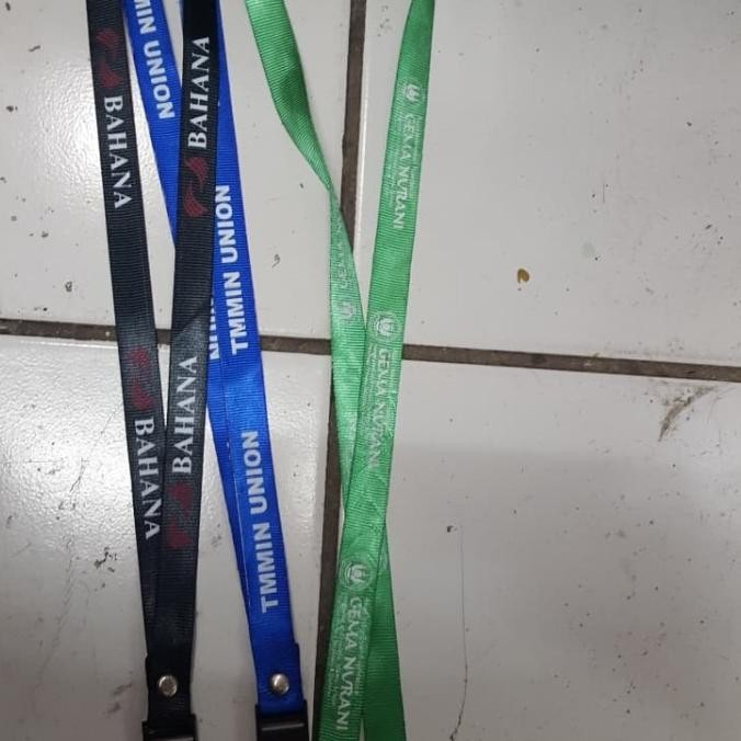 

Limited Edition ! Tali ID 1.5cm dengan Stopper dan kait