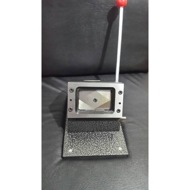 

PVC Card Cutter Standard Kartu Member / ID Card Cutter / Plong ID Card