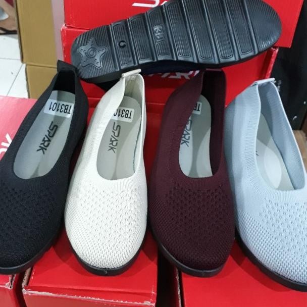 Sepatu Slip On Wanita Spark Sepatu Karet/Rajut