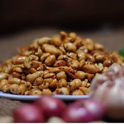 

Kacang Tojin / Kacang Bawang Goreng