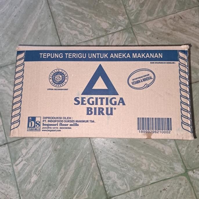 

TEPUNG TERIGU ~ SEGITIGA BIRU 1DUS = 1KG X 12bks TT