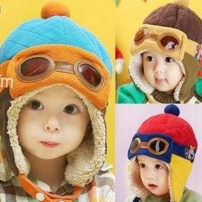 TOPI PILOT PORORO