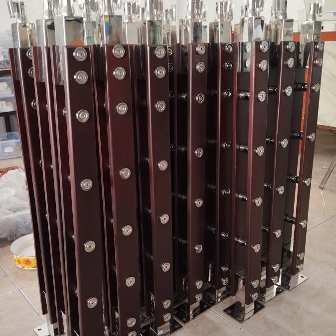 Tiang railing tangga & balkon kaca tempered stainless