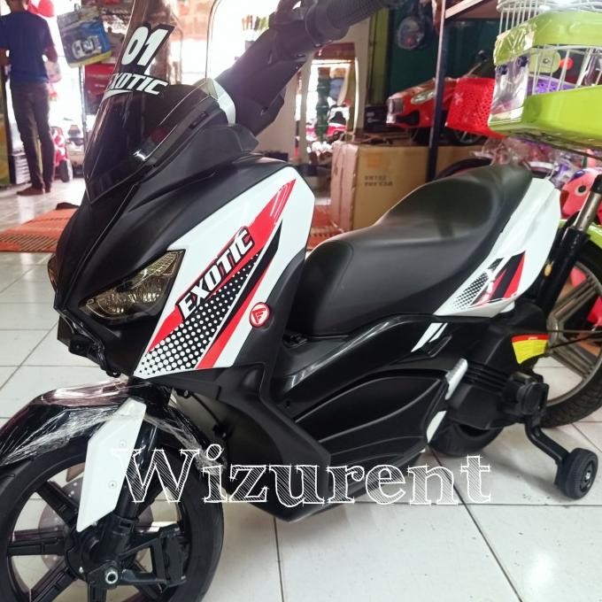 motor aki xmax mainan 
