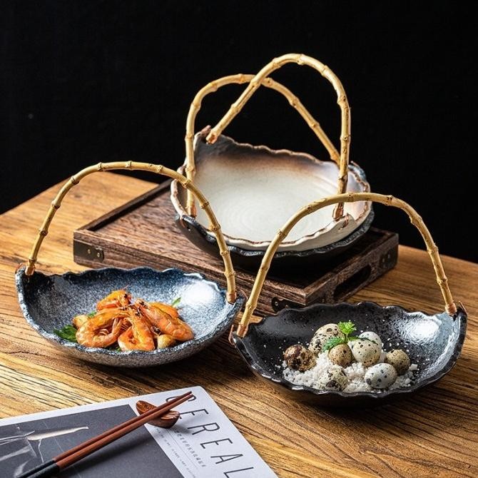 Mori Plate Wood Handle / Piring Saji Keramik Jepang Gagang Kayu Rotan HFS