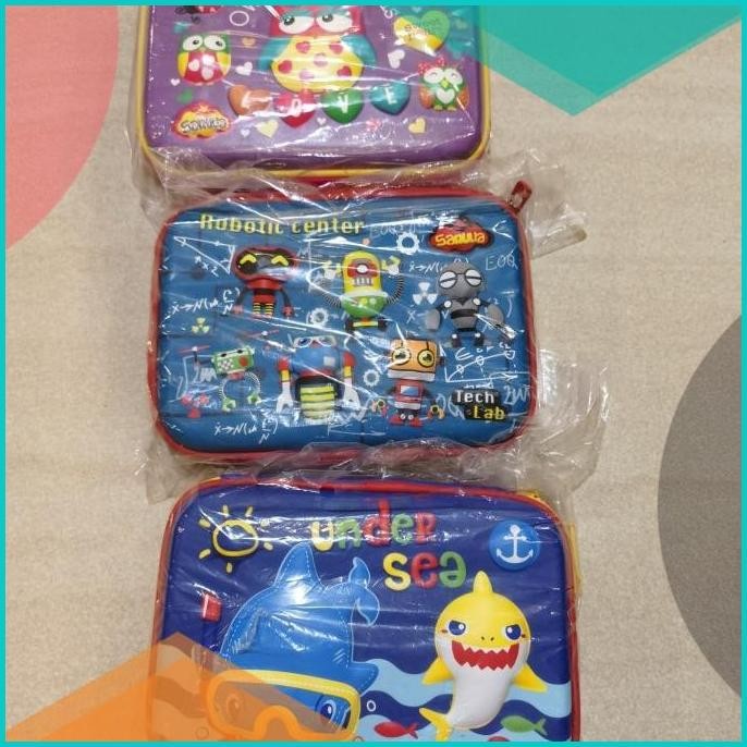 

Kotak Pensil Anak Smiggle Look A Like Motif Timbul 3D 11OKTZ4 accessor