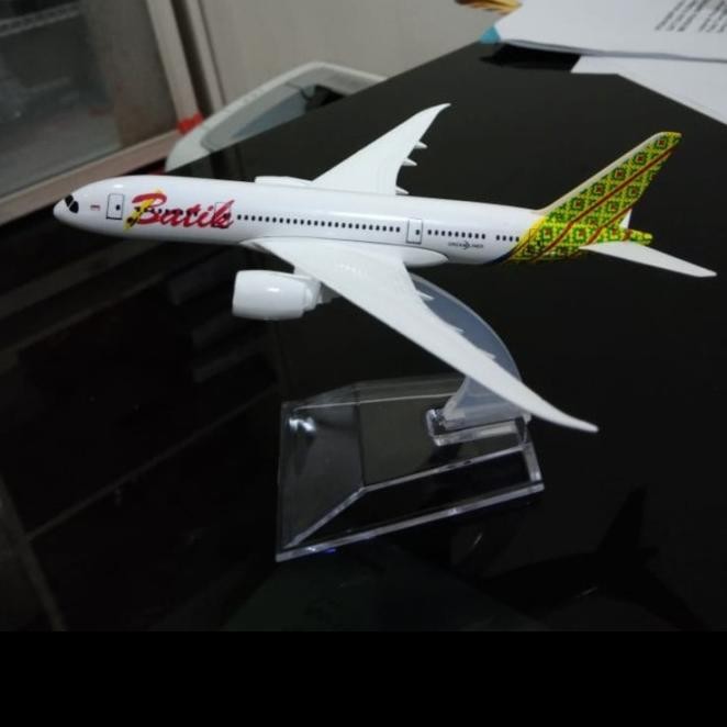 Miniatur Diecast Pesawat Batik Air Indonesia