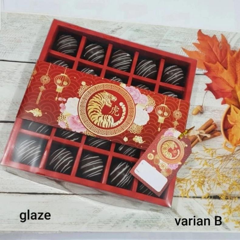

CR - Hamper Imlek Kue Rhumball isi 25 pc per kotak enak TERLARIS