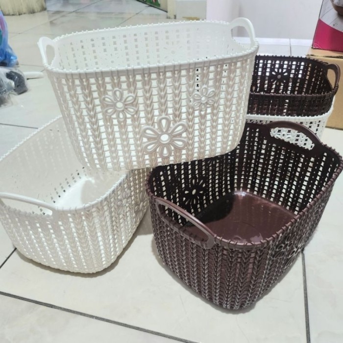 

Ira Bunga Keranjang Serbaguna Tempat Penyimpanan Container Box Makeup/