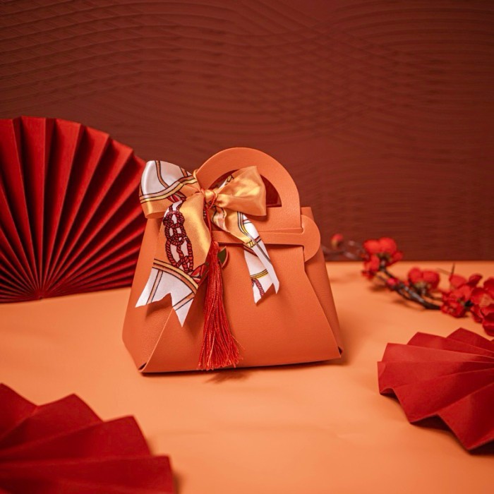 

Imlek HAMPERS IMLEK / CNY 2024 / CHINESE NEW YEAR HAMPERS - MINI BAG CNY 2024 Limited