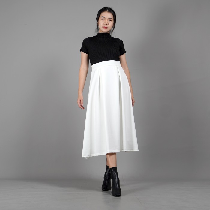 Okechuku REBECA Rok Hitam Panjang Polos Rok Wanita Korea A Line HITAM - Putih, S/M TERLARIS