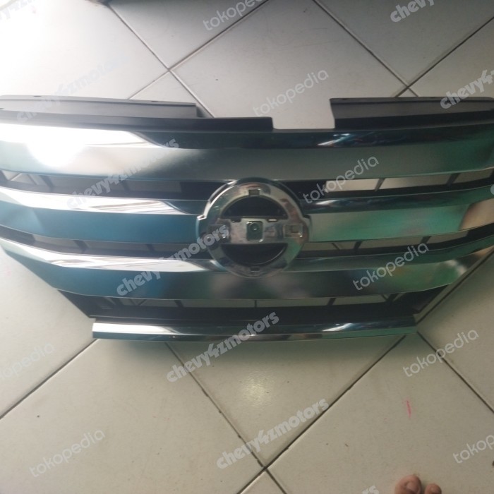 Grill Depan Nissan Serena C26 Hws Autech 2013-2014 Original Bebas Ongkir