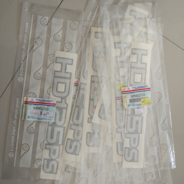 Terlaris Emblem Hd125Ps Canter Mitsubishi Asli