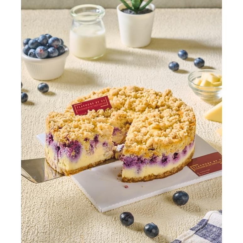 

Baileys Cheesecake / Blueberry Crumble Cheesecake / Strawberry Crumble Cheesecake