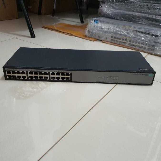 Switch hub HP 1420-24G 24-Port Gigabit Unmanaged Switch JG708B