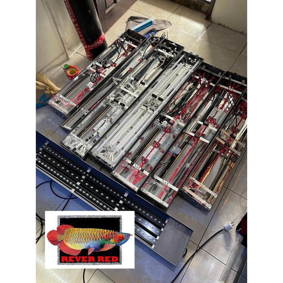 Housing Rumah Lampu Tanning Arwana Tanpa Lampu / Tanning Matahari