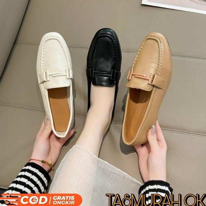 Jual Sepatu Loafers Flat Shoes Wanita Formal Casual Kerja Polos Hitam Putih