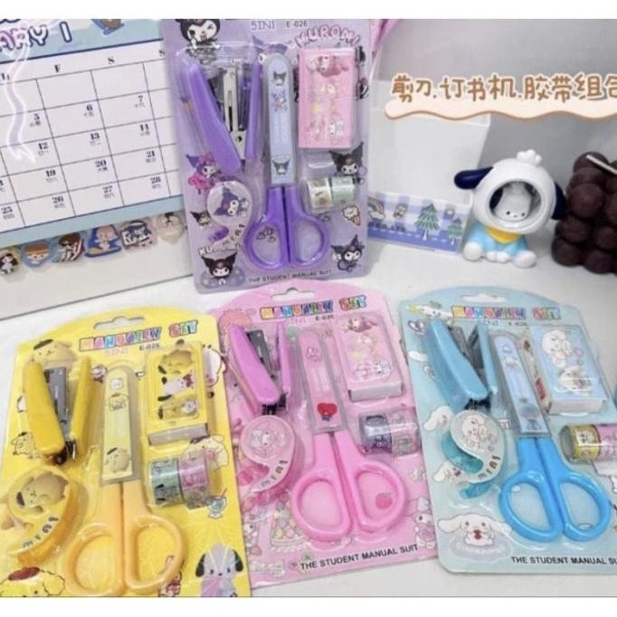 

pui One Set 5in1 Alat Stationary Motif Sanrio Lotso Captain Amerika Ironman Gunting Staples DLL