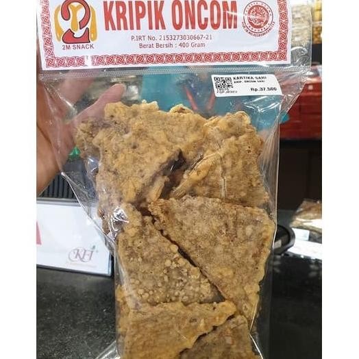 

READY STOCK KRIPIK ONCOM 2M KERIPIK SNACK KARTIKA SARI BANDUNG BEST SELLER SALE PR !!!!!