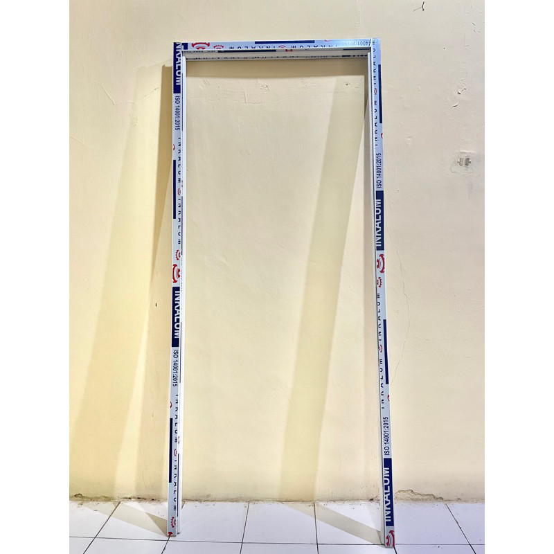 Satu set pintu plus kusen aluminium / Pintu plus kusen aluminium / 1 paket pintu plus aluminium