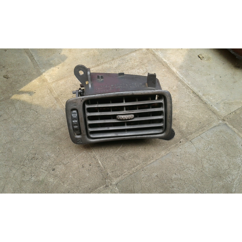 kisi ac ford laser champ  kiri LH