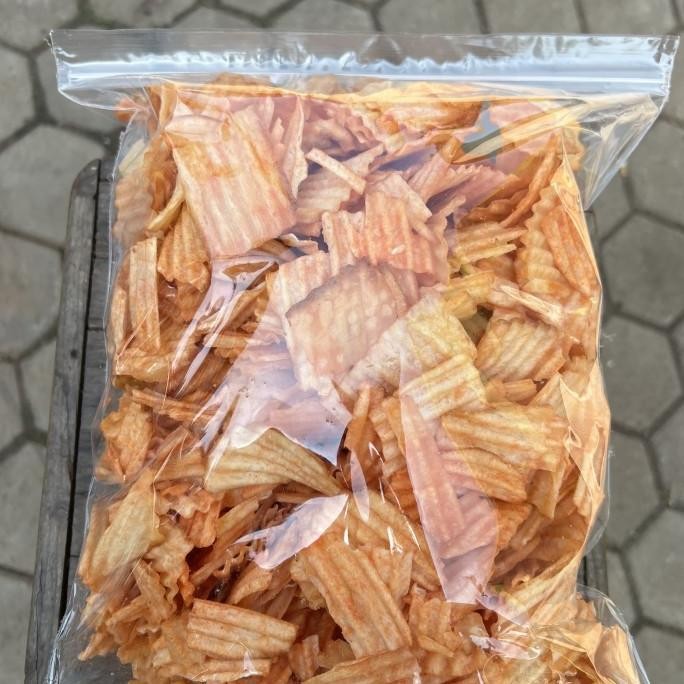 

NEW PRODUK KERIPIK SINGKONG CHUBA BALADO 1 KG !!!!!