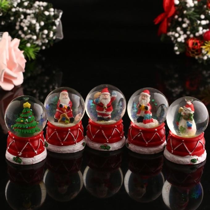 

Sale! Aksesoris dekorasi hiasan natal Christmas Snow Globe Dasar Merah