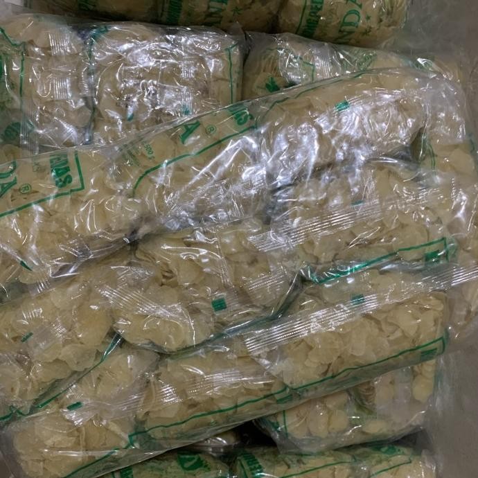 

TERBARU KERUPUK SINGKONG CERIPING PEDAS CAP PANDA 5 KG 1 BAL 10 BUNGKUS @500GR !!!!!
