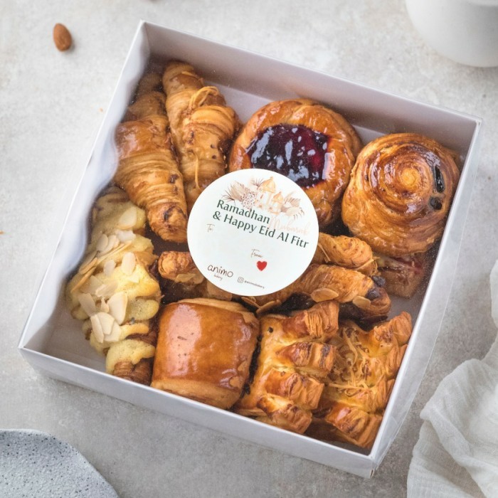 

PAKET HAMPERS 1 ( MIXED PASTRIES)