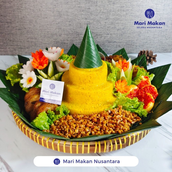 

Nasi Tumpeng Tampah / Nasi Kuning