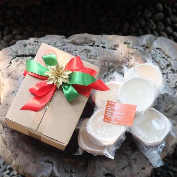 

HAMPERS MERRY CHRISTMAS COCONUT JELLY TYPE S -ISI 6 PCS