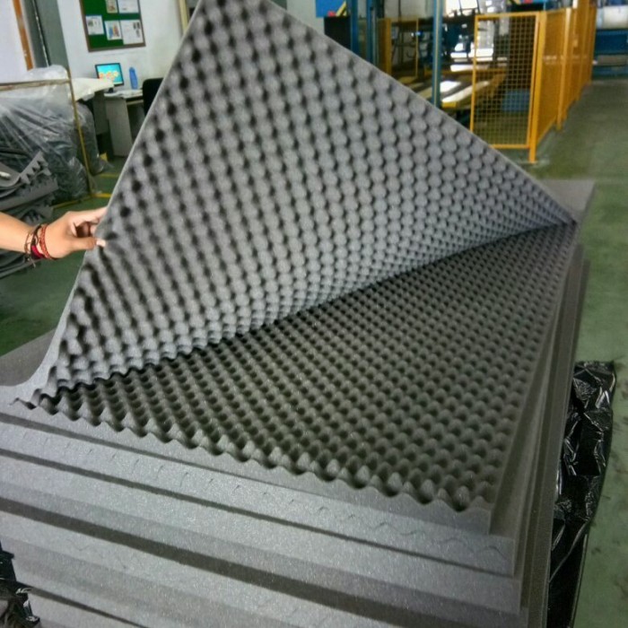 busa peredam suara atau busa telur