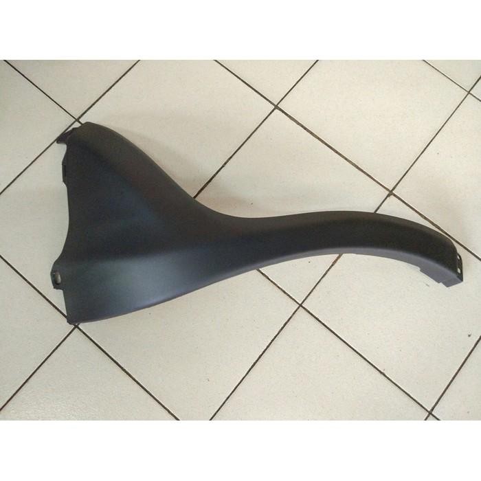 List Side Bemper /List Body Bagian Bemper Belakang Suzuki Sx4